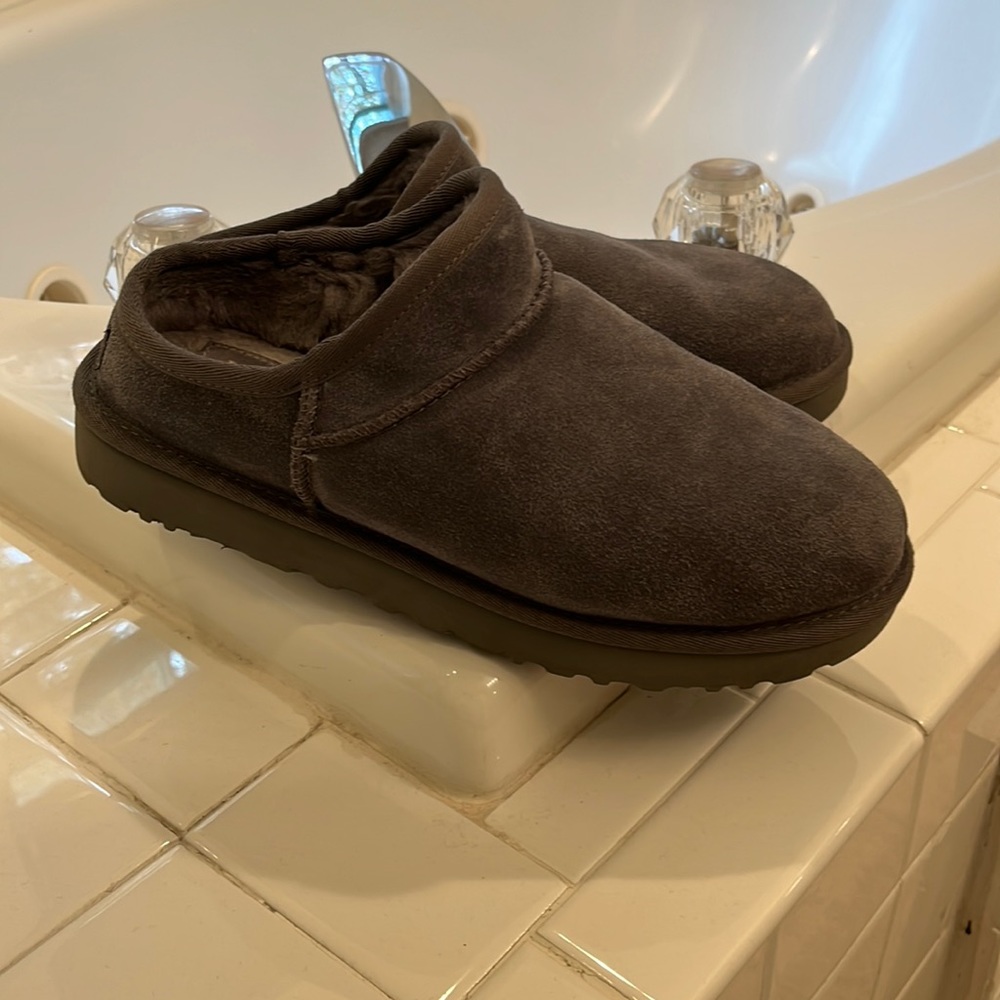 Ugg Classic Slippers
